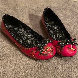 Iron fist ballet flats